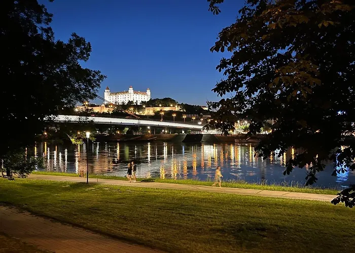 Apartamento New Cozy Studio, Ac & Balcony