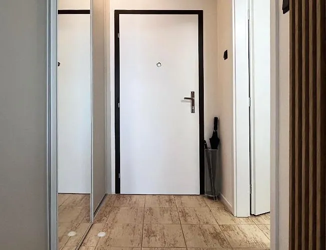 Apartament New Cozy Studio, Ac&balcony