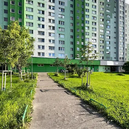 New Cozy Studio, Ac & Balcony Apartamento